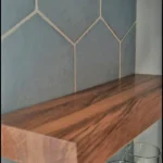 מדף צף מעץ אלון מלא בעובי 40 מילימטר